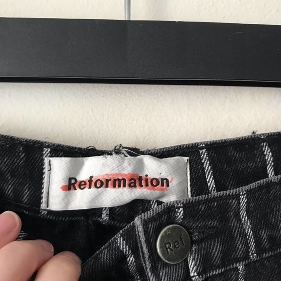 Reformation Roper Jeans Sulu Wash - Picture 3 of 6